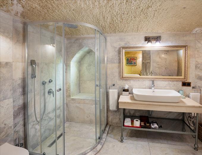 Yakamoz Premium Balayı Paketi 5 13